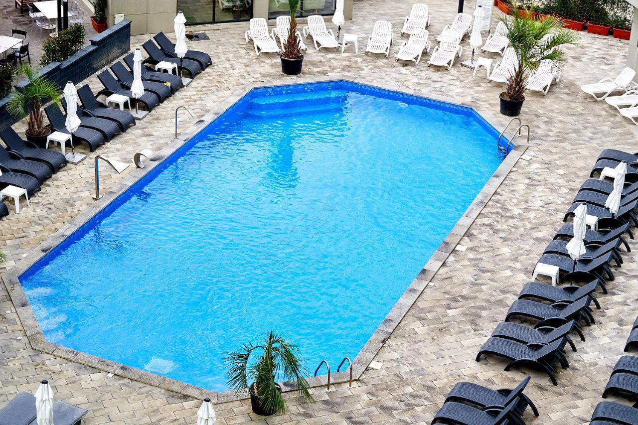 Sea la Vie 2BR Apt Spa n Pool ALEZZI Beach resort Năvodari Exterior foto